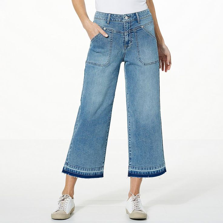 G by Giuliana Wide-Leg Crop Jean   This pair of stretch denim jeans gives traditional denim styling a whole new look. The cropped wide-leg silhouette balances your figure and allows you to showcase your fabulous new pair of kicks. Medium Wash Wide-leg Cropped Jeans With Five Pockets, Casual Medium Wash Wide-leg Cropped Jeans, Relaxed Fit Flared Cropped Jeans, Casual Flared Cropped Jeans In Relaxed Fit, Casual Flare Cropped Jeans With Relaxed Fit, Spring Flared Cropped Jeans With Pockets, Dark Wash Flare Cropped Jeans, Casual Flare Cropped Jeans In Medium Wash, Dark Wash Flared Cropped Jeans