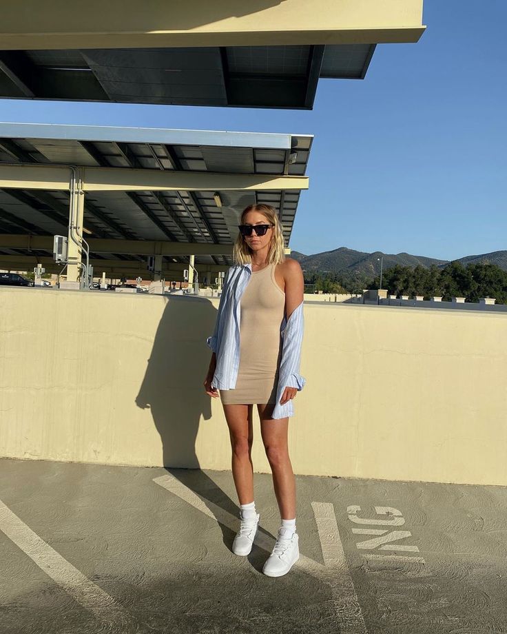 KELSEY  DI PRIMA on Instagram: “some snaps from last night 🦋 @windsorstore - swipe to see how summer nights make me feel 👋🏼” White Sneakers With Dress, White Sneakers Outfit Summer, Poolside Outfit, Dress And Sneakers Outfit, Sneakers Outfit Summer, White Sneakers Outfit, Cafe Style, Windsor Dresses, Sneakers Outfit