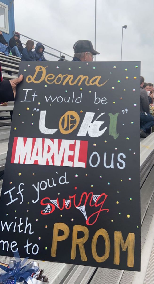 Prom Promposal Ideas For Her, Promposal Ideas For Him, Creative Prom Proposal Ideas, Cute Hoco Proposals, Homecoming Poster Ideas, Formal Proposals, Cute Promposals, School Dance Ideas, Prom Posters