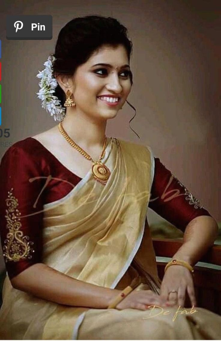 Kerala Saree Blouse, Kerala Saree Blouse Designs, Gold Saree, Designer Sari, Pattu Saree Blouse Designs, Blouse Designer, Saree Blouse Neck Designs, Wedding Saree Blouse Designs, Kerala Saree