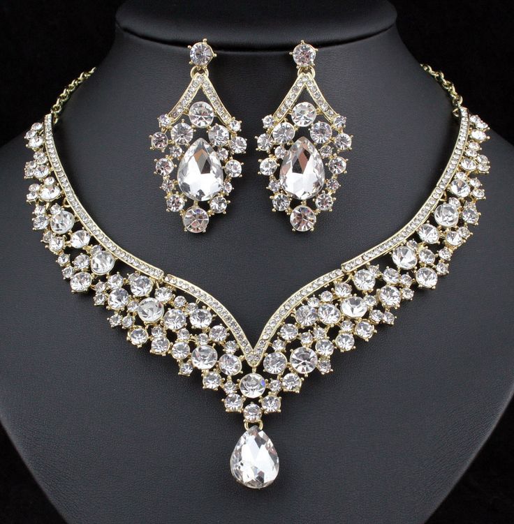 Elegant Clear Austrian Rhinestone Crystal Bib Necklace Earring Set Bridal N1623G Diamond Necklace Set Royals, Fingers Rings, Designer Wedding Jewelry, Traditional Bridal Jewelry, Elegant Wedding Jewelry, Wedding Jewellery Designs, Unique Wedding Jewelry, Bridal Statement Earrings, Wedding Jewelry For Bride