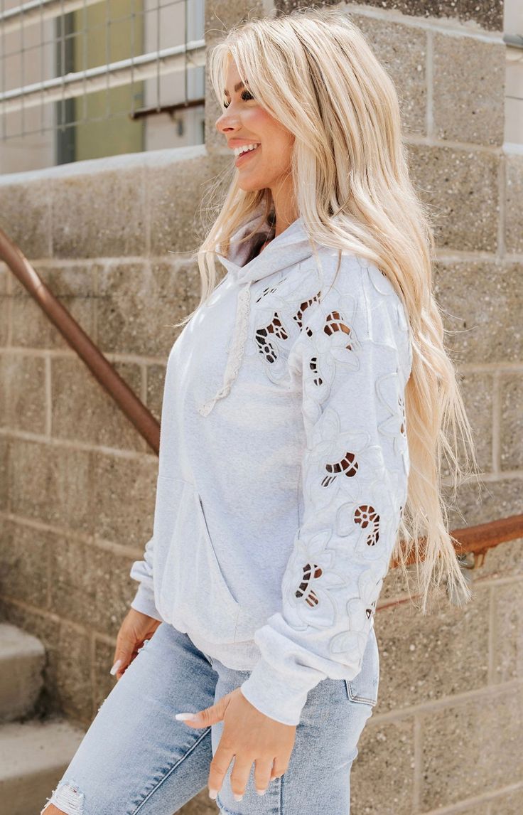 Hoodie is true to size with a relaxed fit Soft fleece on the inside Triple stretch material Lace string & crochet sleeve details 95% Cotton 5% spandex S(2-4) M(6-8) L(10-12) XL(14-16) 2XL(18) 3XL(20)