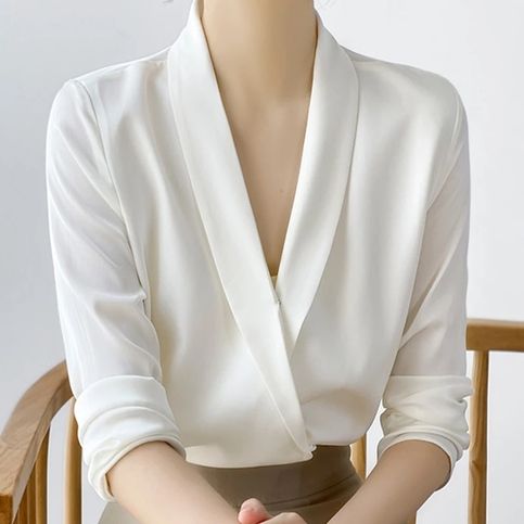 White V-neck Office Blouse, Fitted V-neck Blouse For Office, Fitted V-neck Office Lady Blouse, Fitted V-neck Office Blouse, White V-neck Blouse For Work, White V-neck Top For Office, White Office Lady Tops For Work, White V-neck Blouse For Office, White V-neck Blouse For Office Wear