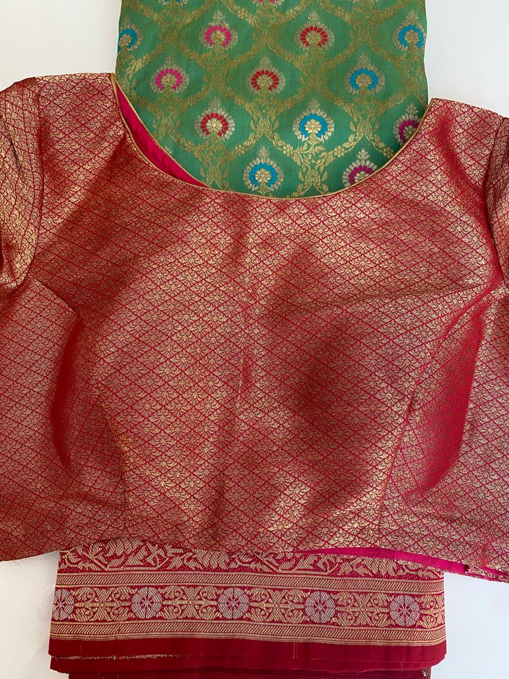 blouse size 38-42 fall & pico done. Bit heavy in weight Handwoven in Banaras, the Opulent Piece of MOONGA PATTU is enhanced with ALLOVER WEAVING JALL along with intricate MEENAKARI DESIGN throughout the Saree and Classic Zari Borders at Multiside Stands you Unique in any Occasion Festivals Brocade Pre-draped Saree With Pallu, Semi-stitched Paithani Silk Blouse Piece With Traditional Patterns, Semi-stitched Banarasi Silk Blouse Piece With Pallu, Brocade Blouse Piece With Zari Work For Puja, Green Banarasi Silk Blouse With Zari Weaving, Navratri Brocade Blouse Piece With Zari Work, Navratri Blouse Piece With Zari Work In Brocade, Bollywood Brocade Blouse Piece For Puja, Traditional Brocade Blouse With Drape