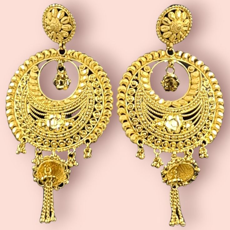 Handmade, 1Gram Gold Plated, Fancy, Design & Made by Real Gold Jewellery Workers, Partywear, Festival wear, Heavy Earrings. SKU - E2 HV Round BJ JH BOX Matal Based - Brass Copper  Brand Name Z House Size - (free size) Colour - Gold 2 Piece Earrings 2 Piece Kaan Chain (Earrings Support) 1 Earings Box Earrings Pushback Key Features: Handmade, Skin friendly, Real Gold Looking, Fine Gold work by real gold jewellery Workers, long lasting, Party and Festival wear, Earrings with Exclusive Earring Box. Title Name - Very Beautiful, Real Gold Looking, Fancy, Trendy, Exclusive Design with Real Gold work One gram Gold Plated Earrings for All Age Girls and Women. Elevate your style with our exquisite Handmade Gold-Plated Earrings adorned with captivating gold crystal stones. Crafted with precision and Elegant Plug Earrings For Festival Celebrations, Festival Filigree Danglers, Traditional Gold Clip-on Earrings For Celebration, Elegant Plug Earrings For Celebration And Festivals, Elegant Plug Earrings For Festivals And Celebrations, Festive Plug Earrings For Festivals, Traditional Gold Hoop Earrings For Party, Gold Clip-on Earrings For Festivals, Intricate Design Hoop Earrings For Celebration