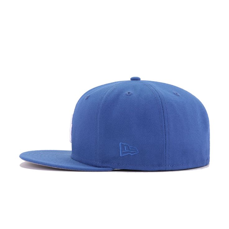 New Era Cap 59Fifty fitted hat for the Los Angeles Dodgers in light blue colorway, arranged with 1963 World Series side patch. Debuting a new shade of blue for the team known for its blue hues, this lighter blue is a great breakaway from the norm. The 1963 World Series side is a perfect match with the Metallic Gold and Intense Maroon embroidery. With flat-embroidered rear with a splash of Radiant Red for that classic MLB feel, this Dodgers fitted is the perfect way to bring something new to the Maroon Embroidery, Alien Hat, Imperial Blue, Radiant Red, World Baseball Classic, San Diego Chargers, New Era Cap, New Era 59fifty, Oakland Athletics