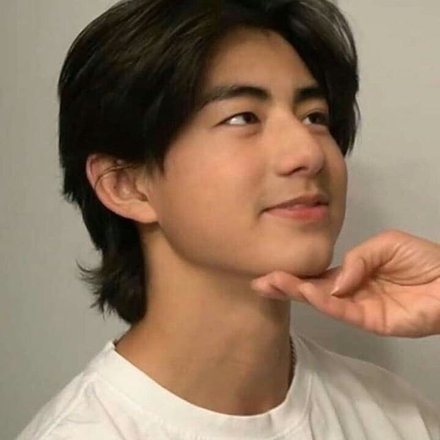 Guy With Mullet, Andrew Alexander, Fit Boy, Short Hair For Boys, Cute Aesthetics, Frank Zhang, Hair Inspiration Short, Chubby Cheeks, Model Inspo