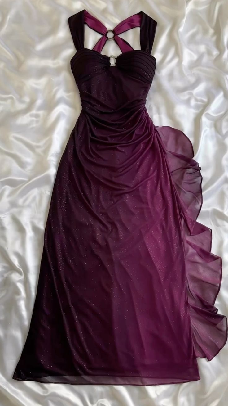 Item Details ： Product Number : fg4730 Fabric: Chiffon Sleeves: Sleeveless Back Style: Zipper Size: US 2- 16. Check our Size Chart to get your correct size.  Built with bra: Yes Purple Dresses For Wedding Guest, Aliexpress Prom Dress, 90’s Prom Dresses, Romantic Goth Dress, 90s Prom Dress Grunge, Vintage Prom Dresses 90s, 90s Prom Dresses, Y2k Prom, 90s Prom Dress