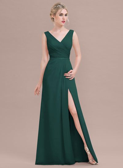 Bridesmaid Dresses & Bridesmaid Gowns, All Sizes & Colors‎ - JJ's House Briadsmaid Dresses, Meghan Markle Dress, Mother Of Bride Outfits, Bridesmaid Gowns, Perfect Bridesmaid Dress, Traditional Indian Dress, Floor Length Chiffon Bridesmaid Dresses, Color Season, Fashion Design Dress