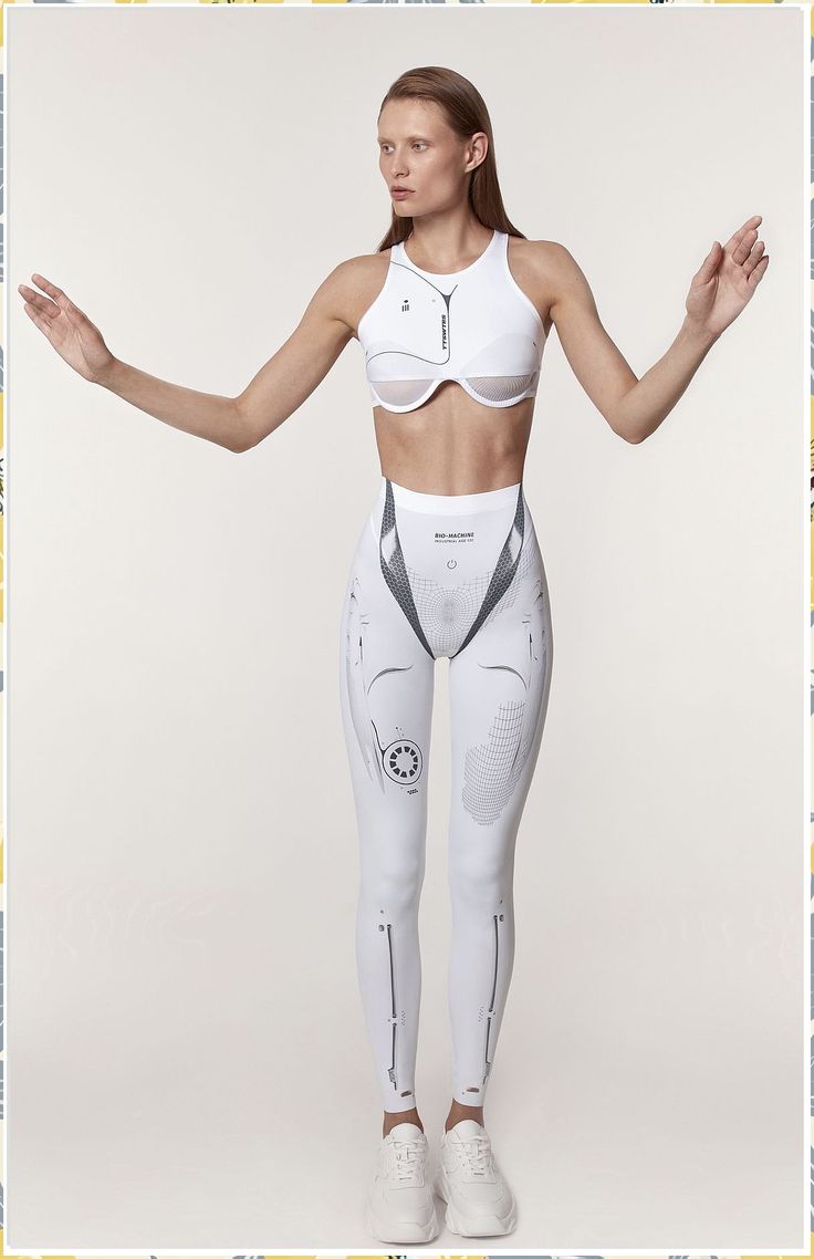 Looking for a workout that's cute and comfortable? Check out our workout outfits! From tank tops to leggings, we have something for everyone. Garden Ideas Front Of House, Futuristic Aesthetic Future Fashion, Workout Clothes Outfits, Chic Halloween Costume, Women Workout Clothes, Futuristic Outfits, Tech Clothing, Small Garden Ideas, Vs Sport