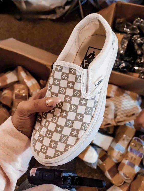 LV VANS White/Tan $95 Our favorite shoe, now in another color! Pair these with a cute romper, sundress or jeans. These are perfect for any style!  ✨SIZES: 6, 7, 7.5, 8.5, 9, 10, 10.5, 11.5, 12 WOMENS  ✨PREORDER: Ships within 4-5 weeks after order is placed Louis Vuitton Vans, Diy Vans Shoes, Womens Fall Shoes, Tan Vans, Brown Vans, Cute Vans, Western Shoes, Custom Painted Shoes, Vans White