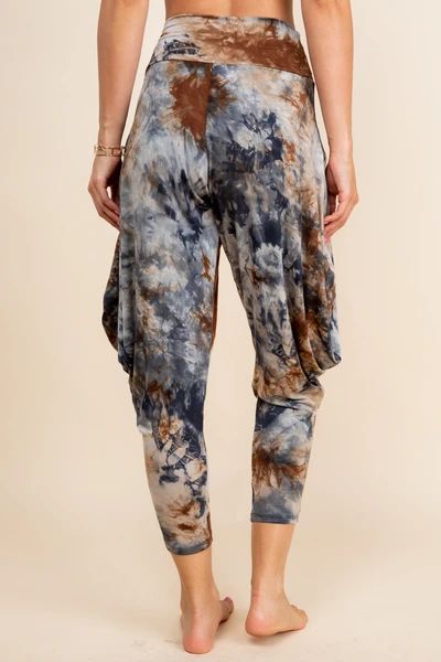 Kooniez | Navy Tie Dye Kooniez The most comfortable pants on Earth. Yoga Pants, Harem Pants, Lounge Pants Earth Yoga, Comfortable Pants, Navy Tie, Yoga Class, Lounge Pants, Going To Work, Cute Tops, On Earth, Yoga Pants