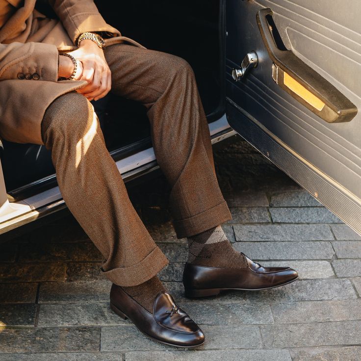 A classic design with a modern perspective. Meet the Milano Loafer – our best-selling silhouette that gives a modern perspective to a classically cool design. Inspired by the refined looks found in one of the world’s most well-dressed cities, the Milano is handcrafted by our family of artisans throughout Italy. The uppers are constructed from soft high-grade Italian Leathers that are complemented with the hand-stitched quality detailing that Del Toro has become known for. A custom rubber sole ad Leather Shoes Men Formal, Tuxedo Shoes, Black Velvet Bow, Timeless Shoes, Formal Accessories, Leather Suspenders, Velvet Slippers, Wedding Dress Shoes, Men Formal