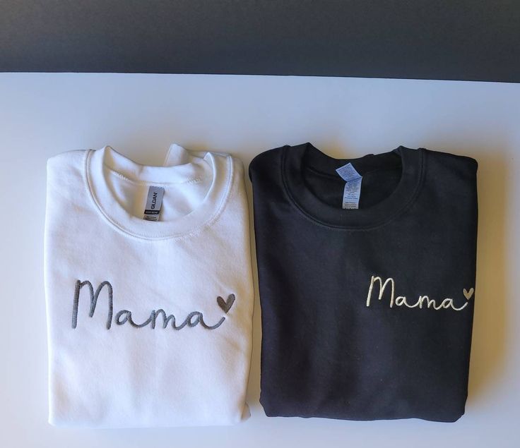 "These adorable MAMA crewneck sweatshirts are adorable! Get it personalized by adding names to the sleeve. This is the perfect gift for Christmas, mothers day gifts, baby shower, etc! Don't see a color sweatshirt you like? Easy! Just message me with a color you had in mind, and I will see if I can get it for you! Add a super cute headband to match! (In our shop). *I also offer embroidery on the right sleeve if you would like to add names to the sweatshirt* How to order: - Choose the size you wan Mother's Day Family Matching Crew Neck Sweatshirt, Family Matching Crew Neck Sweatshirt For Mother's Day, White Crew Neck Top With Custom Name, Custom Name Cotton Sweatshirt For Gift, Mother's Day Custom Print Crew Neck Sweatshirt, Cute Crew Neck Sweatshirt For Mother's Day, Custom Name White Crew Neck Sweatshirt, Personalized Sweatshirt For Mother's Day Gift, Custom Print Sweatshirt For Mother's Day Gift