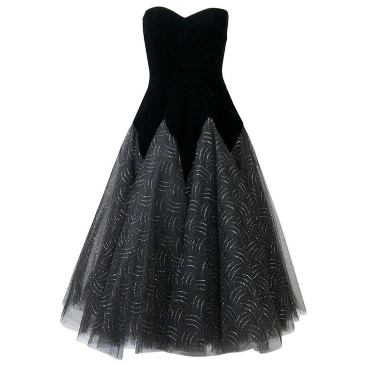 Victor Costa Velvet / Tulle Strapless Dress | From a unique collection of rare vintage Evening Dresses at https://www.1stdibs.com/fashion/clothing/evening-dresses/evening-dresses/. Black Off Shoulder Dress, Evening Dress Black, Vintage Dress Design, Victor Costa, Gonna In Tulle, Strapless Evening Gowns, Strapless Evening Dress, Velvet Cocktail Dress, Cocktail Gowns