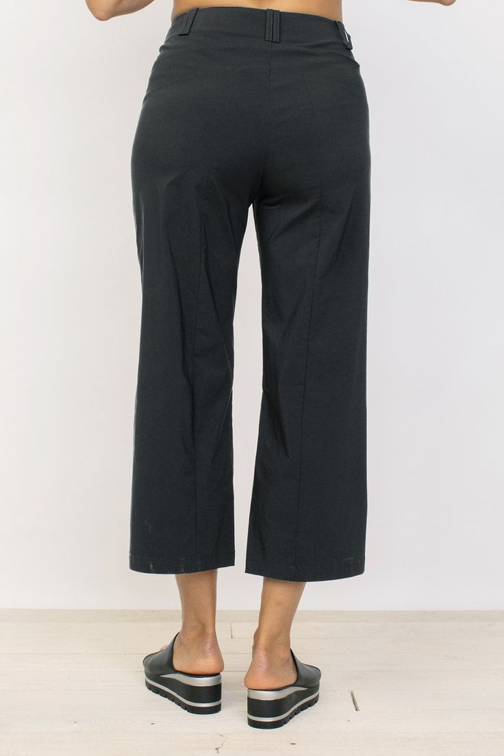 Habitat's City Capri Pant is a zip up stretchy pant in a wrinkle free fabric. High waisted with belt loops, the leg is wide and falls above the ankles on most. Two front patch pockets sit at top of leg. Super comfortable and holds shape to wear all day long! Made in ChinaFabric: 71% Rayon, 26% Nylon, 3% SpandexCare: Machine Wash Cold, Tumble Dry Low See Habitat's Sizing guideline here >Measurements - Approximate, measured flat and unstretched: Medium (M): Waist 32", Hips 38", Length 36.5", Insea College Reunion, Dinner With Friends, Stretchy Pants, Dress Form, Free Fabric, Wrinkle Free, Real Women, Body Measurements, Cropped Pants