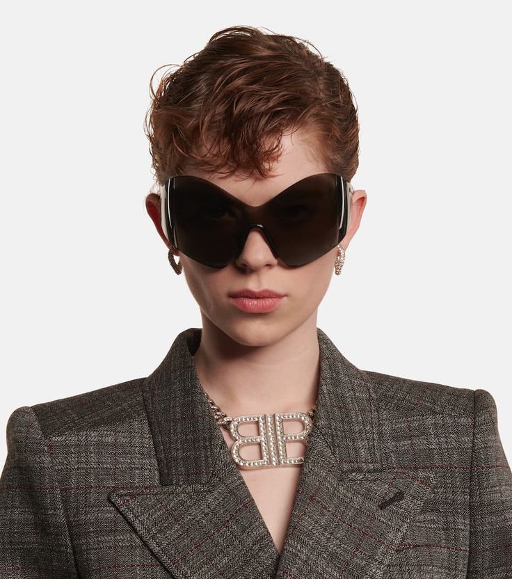 Balenciaga - Mask Butterfly sunglasses | Mytheresa Balenciaga Mask, Mask Butterfly, Balenciaga Sunglasses, Sunglasses Outfit, Black Balenciaga, Balenciaga Women, Balenciaga Black, Butterfly Sunglasses, Checked Blazer