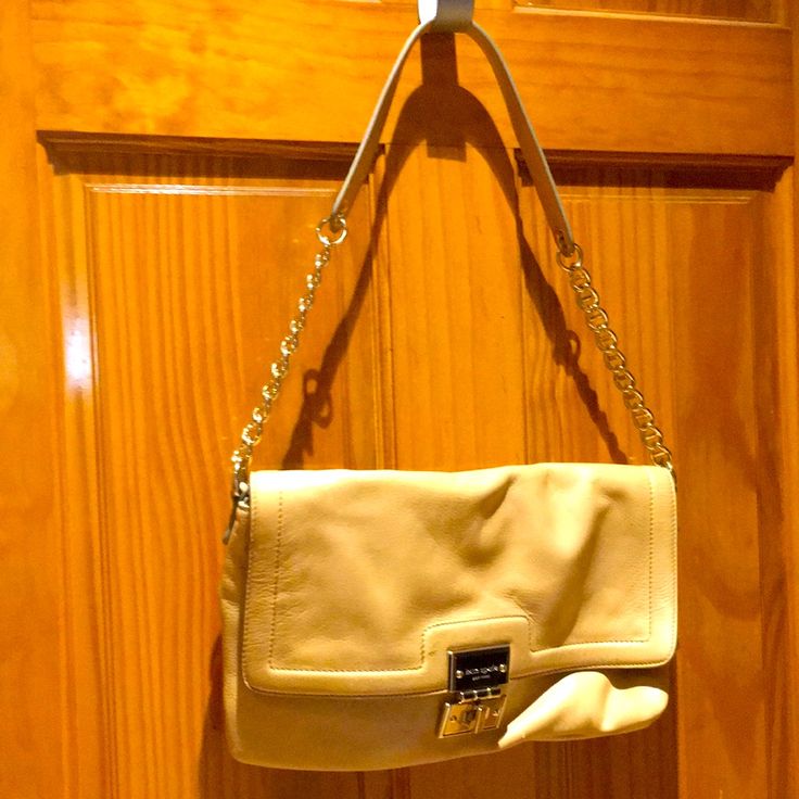 Kate Spade Handbag! Never Worn! Small Stain On Front Otherwise In Great Condition. Beige Leather Bag With Fold Over Clasp, Beige Double Handle Bag With Chain Strap, Beige Bags With Chain Strap And Double Handle, Formal Beige Shoulder Bag With Fold Over Clasp, Cream Evening Shoulder Bag, Beige Shoulder Bag With Fold Over Clasp For Travel, Kate Spade Pouch Shoulder Bag With Adjustable Strap, Everyday Beige Bag With Fold Over Clasp, Beige Satchel Bag With Fold Over Clasp