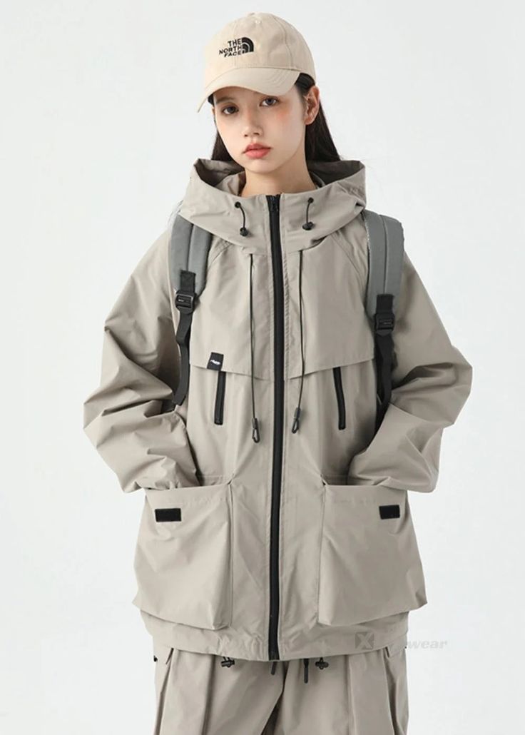 Dystopian Aesthetic Clothes, Gorpcore Windbreaker, Techwear Jacket, Fall Booties, High Neck Designs, Camping Outfits, Everyday Chic, Stylish Jackets, Outfit Fall