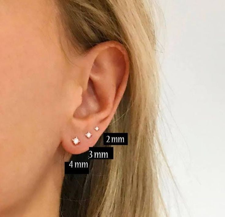 Want third piercing Cartilage Helix Piercing, Sweet Sixteen Gifts, Earrings Sets, Ear Stack, Tiny Studs, Tiny Stud Earrings, Helix Piercing, Dramatic Look, Hypoallergenic Earrings