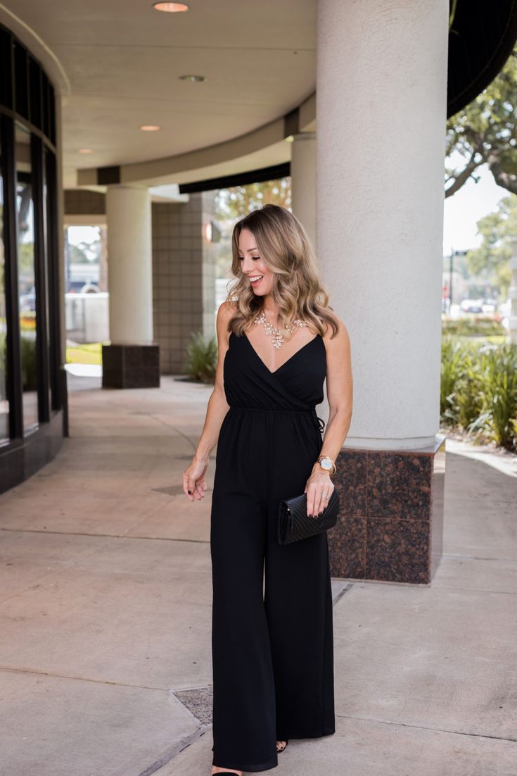 Little Black Jumpsuit Fall Wedding Guests, Black Romper Outfit, Fall Wedding Guest Outfit, Jumpsuit Outfit Wedding, Jumpsuit Elegante, Dressy Fall Outfits, Fall Wedding Outfits, Wedding Guest Outfit Fall, Short Maxi Dress