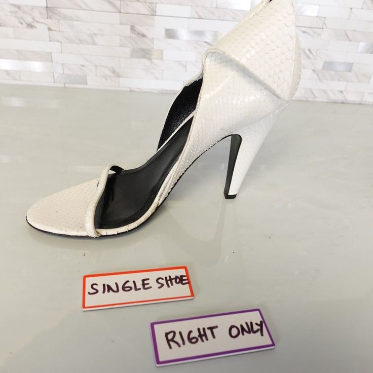 New Calvin Klein Heels 41 White Snakeskin Animal Exotic Sandal Leather Single Shoe Right Ampute 10.5 $1095 Luxury Line 205 W39 Nyc Runway Nwt. Single Shoe Right Only For Replacement, Amputee. Retail $1,095.00 Size: Eu 41 - Us 10.5 Color: White Kindly, Please Check Photo For Measurement. I Took Many Photos Of Every Angle Of An Item For Transparency, Please Check Before Purchasing To Save Your Time And Money. Sh172-W14-Pkor-Ap0609 Calvin Klein Heels, Grey High Heels, Black Suede Loafers, Black Kitten Heels, Ankle Strap Sandals Heels, Caged Heels, Slip On Pumps, Calvin Klein Shoes, Bootie Sandals