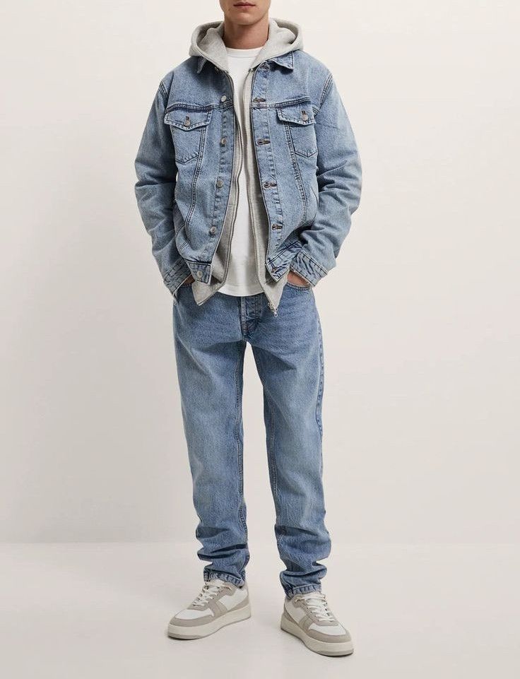 Oversized Denim Jacket Outfit Men, Demin Jacket Outfits Men, Denim Jacket Outfit Winter, Oversized Jean Jacket Outfit, Blue Denim Jacket Outfit, Jean Jacket Outfits Men, Denim Jacket Men Outfit, Oversized Denim Jacket Outfit, Blue Jeans Outfit Men