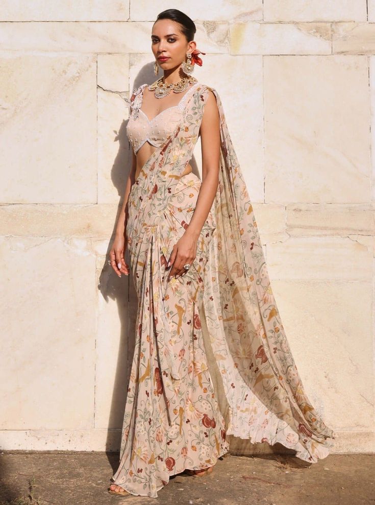 Vihana Blush Pink Printed Sari And Blouse by Seema Thukral available on Indiaspopup.com Weddings Receptions, Antique Bridal Jewelry, Vibrant Prints, Minimal Fashion, Bridal Jewelry, Blush Pink, Unique Style, Blush, Saree