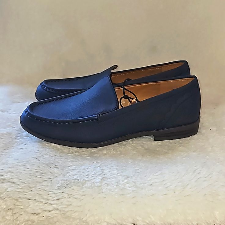 Lucky Brand Edrica Women Blue Navy Sueded Loafter Size 7.5 M All Manmade Slip On Closer Leather Features Sueded Tailored Design With A Subtle Cutaway Lip & Slim Stacked Heel For New Go-To Pair Flat Type Loafer Solid Pattern Synthetic Upper Material Perfect For Any Occasion Casual, Travel, Workwear, Formal, Business, School Almond Toe Spring, Summer,Fall Heel Height 1"-1.9" Comfort, Cushioned, Vegan Low Top Shaft Style Lining Synthetic Block Heel Foam Comfortable Installation Scalloped Trim Heel Classic Blue Slip-on Oxfords, Classic Blue Slip-ons For Business, Classic Blue Slip-on Boat Shoes, Blue Slip-on Loafers With Flat Heel, Blue Slip-on Business Moccasins, Blue Slip-on Moccasins For Business, Blue Slip-on Moccasins, Blue Slip-on Dress Shoes With Rubber Sole, Blue Leather Flat Heel Shoes For Business