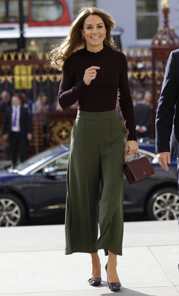 Moda Kate Middleton, Kate Middleton Style Outfits, Düşes Kate, Looks Kate Middleton, Boss Style, Weekend Fashion, Kate Middleton Outfits, Perfect Fall Outfit, Middleton Style