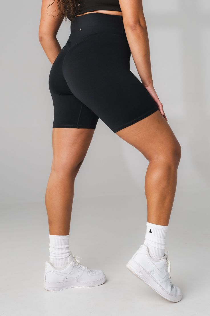 Our Daydream V Biker Short is designed to feel like a second skin you won’t want to take off. The flexibility and comfort of this short provides 4-way stretch fabric for the ultimate freedom of movement. Athleisure Tights With Built-in Shorts For Sports, Fitted Biker Shorts With Built-in Padding For Athleisure, High Stretch Sports Tights With Built-in Shorts, Compressive Shorts With Built-in Padding, Fitted Versatile Biker Shorts, Fitted Biker Shorts With Built-in Padding For Workout, Fitted Elastane Shorts For Pilates, Stretch Elastane Functional Shorts, Functional Stretch Elastane Shorts