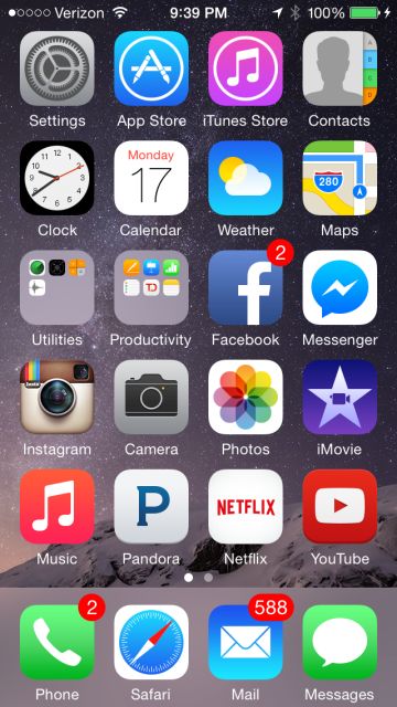 the home screen of an iphone