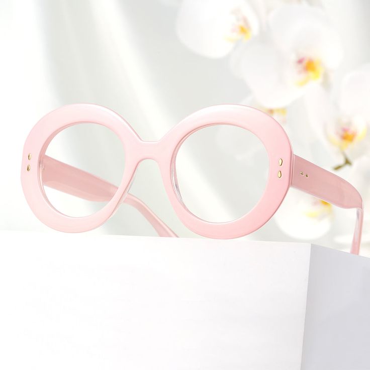 Cllci glasses offer superior durability and strength with a lightweight design. The pink frames are made of PC material, which is incredibly resilient and comfortable to wear. These glasses provide clear visibility and protection for any activity. Pink Gradient Lens Sunglasses In Polycarbonate, Pink Polycarbonate Sunglasses With Uv Protection, Pink Sunglasses With Gradient Lenses, Modern Pink Rimless Sunglasses, Modern Pink Plastic Sunglasses, Pink Rimless Glass Sunglasses, Square Eyeglasses, Computer Glasses, Pink Frames