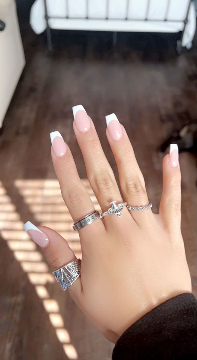 Nails For Prom French Tip, White Tip Acrylic Nails Coffin Short, Acrylic Nails Coffin White Tip, Acrylic Nails Ideas French Tips Coffin, Nails Acrylic Square White Design, Sns French Nails Coffin, Acrylics French Tip Coffin, Nails Acrylic Square Medium French Tip, Acrylic Nails Ideas White Tip