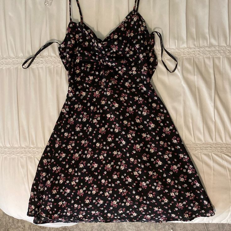 Never Worn, Perfect Condition, Back Top Part Of Dress Ties Together Black Sleeveless Sundress For Spring, Black Sundress For Spring, Black Sundress For Spring Brunch, Black Sundress For Brunch In Spring, Casual Black Sundress For Brunch, Black Floral Print Summer Dress, Black Sundress For Brunch, Black Casual Sundress For Spring, Casual Black Sundress For Spring