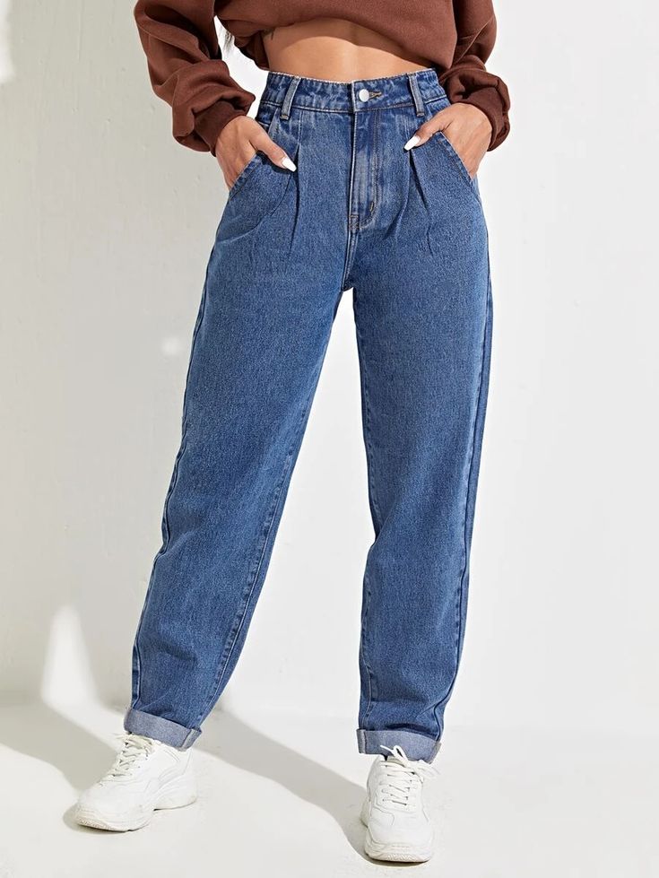 Slant Pocket Mom Fit Jeans | SHEIN Mom Fit Jeans, Mum Jeans, Blue Mom Jeans, Slouchy Jeans, Mom Jeans Outfit, Comfy Jeans, Loose Fit Jeans, Jeans Mom, Tapered Jeans