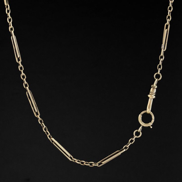 Antique Fancy Link Chain Classic Chain Necklace With Pendant For Formal Occasions, Classic Pendant Chain Necklace For Formal Occasions, Classic Formal Pendant Chain Necklace, Vintage Jewelry With Oval Link Cable Chain, Vintage Link Jewelry With Cable Chain, Vintage Jewelry With Cable Chain Link, Classic Formal Necklace With Rectangular Links, Vintage Cable Chain Link Jewelry, Vintage Yellow Gold Rectangular Link Jewelry