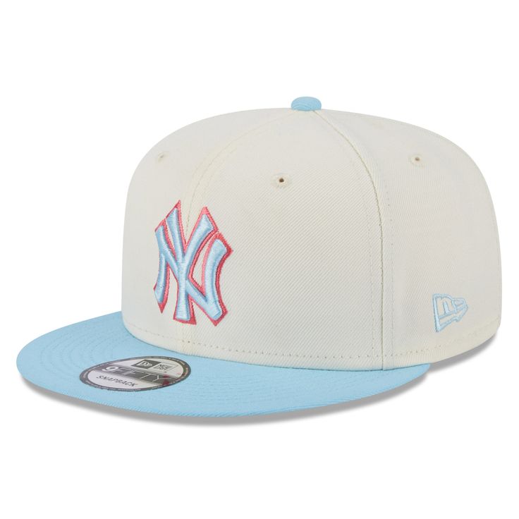 Ensure your New York Yankees spirit is on full display and jam-packed with vibrance when you sport this Basic Two-Tone 9FIFTY hat from New Era. It features a helpful snapback closure for a fully customizable fit and a structured construction with a high crown for a classic flat bill aesthetic. Distinct New York Yankees embroidery on the front panels and spring-inspired colorway keep your fandom at the forefront of any outfit. Blue Short Brim Snapback Hat For Spring, Blue Flat Bill Baseball Cap For Spring, Blue Flat Bill Hats For Spring, Blue Short Brim Baseball Cap For Spring, Blue Snapback Hat With Flat Brim For Spring, Blue Flat-brim Snapback Hat For Spring, Blue Flat Brim Snapback Hat For Spring, Yankee Hat, Ny Hat