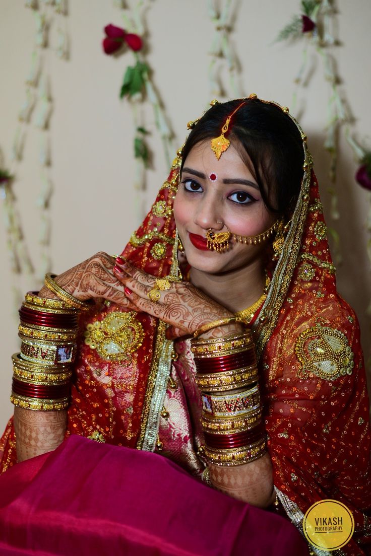 Dulhan Closeup, New Dulhan Pose, Wedding Dulhan Pose, Dk Photography, Marriage Poses, Wedding Couple Pictures, Indian Bride Photography Poses, Indian Wedding Poses, Indian Wedding Bride