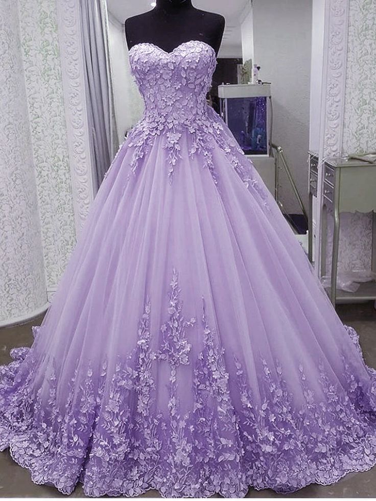 Glam Light Purple Sweet 16 Gown Tulle with Lace Applique, Lavender Tul – BeautyDressy Light Purple Sweet 16, Lilac Ball Gown, Purple Sweet 16, Purple Ball Gown, Mommy Dress, 15 Birthday, Robes D'occasion, Blue Ball Gowns, Flowers Wallpapers