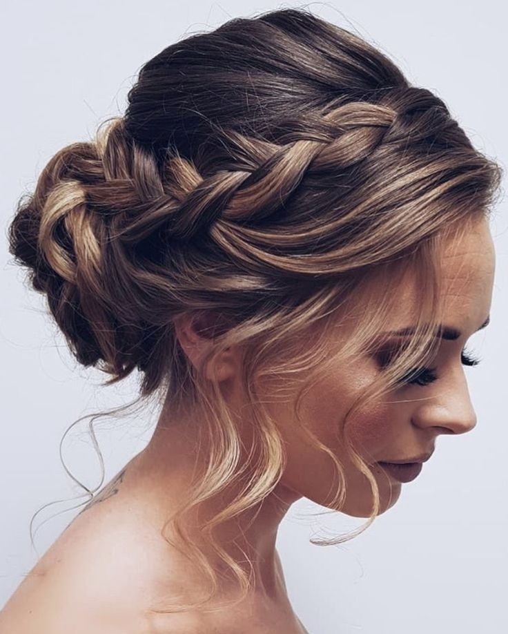 Bride Hairstyles Updo, Wedding Hair Up, Bridal Hair Updo, Bridesmaid Hair Updo, Wedding Hair Inspiration, Wedding Forward, Wedding Hairstyles For Long Hair, Bridal Hair And Makeup, Braided Updo