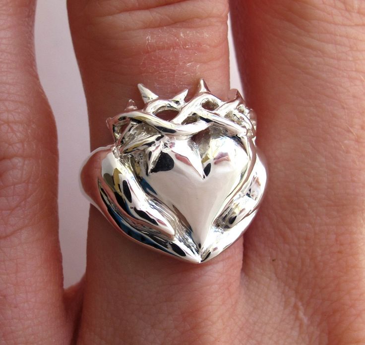 Callie Thorny Claddagh Ring - Celebrity Callie Thorne, Claddagh Ring, Sterling Cladagh Heart ring, Irish Jewelry, Gifts for Her, promise 126 Callie Thorne, Celtic Claddagh Ring, Claddagh Necklace, Red Carpet Jewelry, Paw Ring, Silver Claddagh Ring, Claddagh Ring, Chunky Ring, Promise Ring Gift