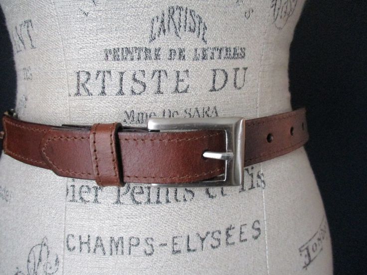 "Vintage brown leather and silver link belt. Genuine leather made in India. Size Medium. 29-33\" adjustable." Vintage Brown Belt, Rustic Vintage Brown Leather Belt, Brown Adjustable Belt With Silver Buckle, Vintage Brown Belts With Rivets, Vintage Brown Belt With Rivets, Leather Silver, Suspender Belt, Belt Size, Vintage Brown