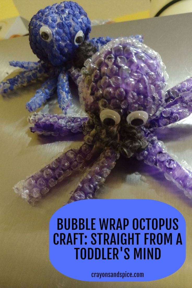 Picture of bubble wrap octopus craft Under The Sea Diy Crafts, Scuba Crafts Preschool, Bubble Wrap Octopus, Recycled Ocean Animal Crafts, Under The Sea Recycled Crafts, Octopus Diy Craft, Recycled Sea Creatures, Octopus Projects For Kids, Crafts With Bubble Wrap