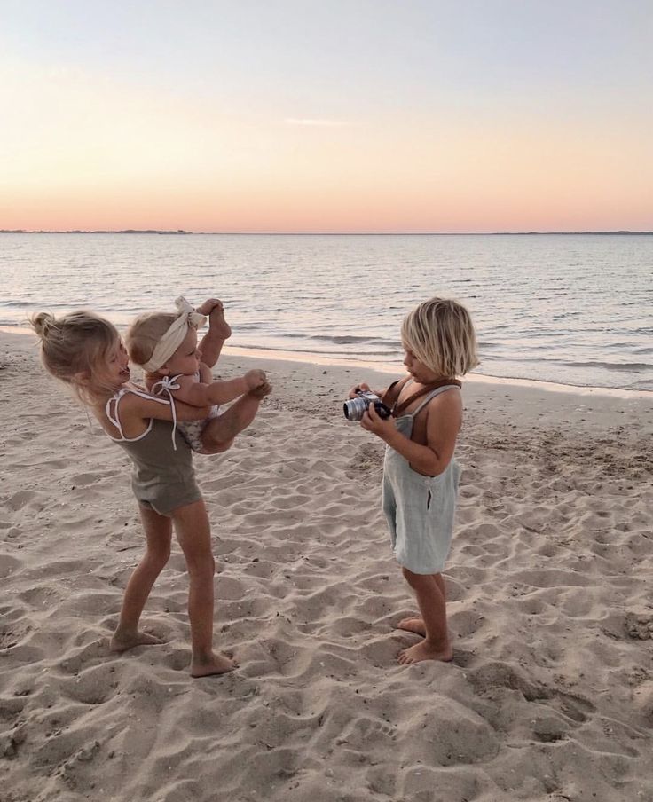 Surfer Kids, Surfer Baby, Mommy Goals, Dream Family, Future Mom, Wife Life, Future Lifestyle, Beach Kids, Beach Baby