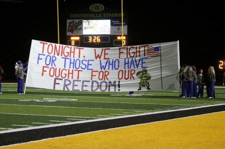 Usa Football Theme Banner, Football Banners Run Through, High School Football Posters, Run Through Signs, Cheer Banners, Asb Ideas, Football Banners, Spirit Posters, School Spirit Posters