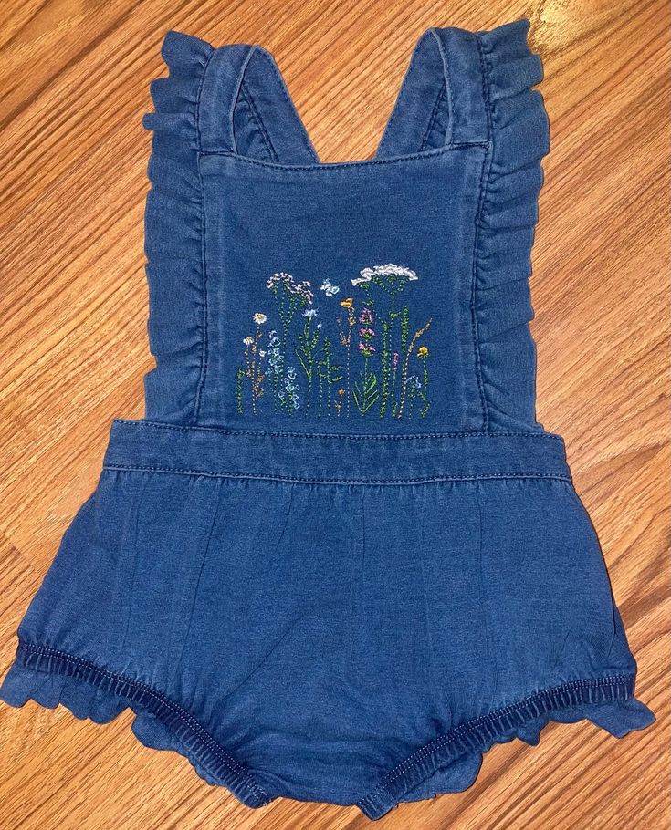 Perfect romper for your little this spring/summer! Custom "summer wildflower field" embroidered design. size- 12mo Wildflower Field, Kid Clothes, Gender Neutral Baby, Baby Baby, Baby Romper, Embroidered Design, Baby Stuff, Baby Bodysuit