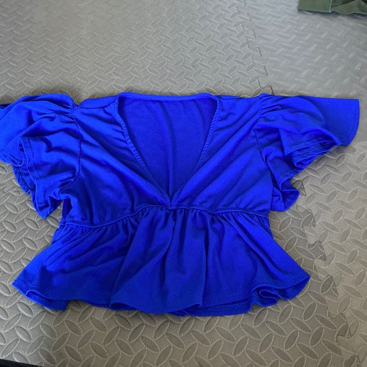 Never Worn!! Out Of Stock On Shein! Blue V-neck Blouse For Brunch, Trendy Blue Blouse For Beach, Chic Blue Tops For Day Out, Blue V-neck Blouse For Party, Blue Summer Party Tops, Blue Ruffled Party Tops, Trendy Blue Vacation Tops, Blue V-neck Summer Blouse, Light Blue Casual Party Blouse