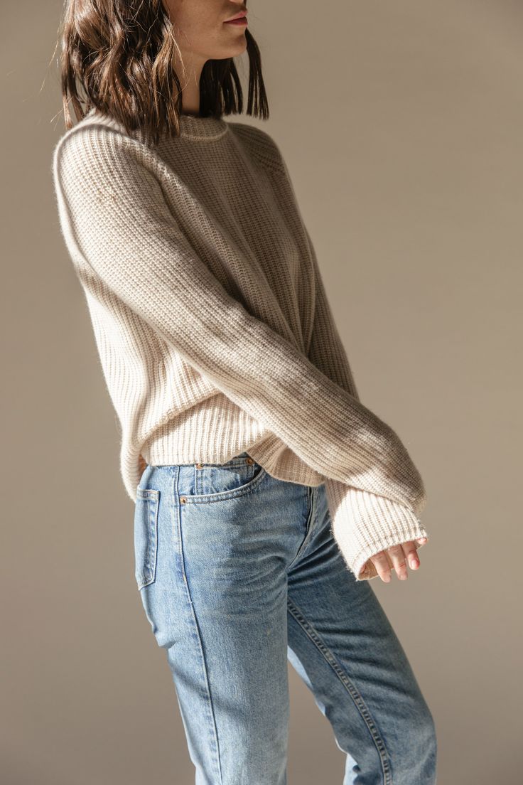 Easy everyday style with cashmere and lived-in denim Relaxed Fit Cashmere Sweater For Layering, Beige Relaxed Fit Cashmere Sweater, Beige Cashmere Tops For Everyday, Neutral Cashmere Sweater For Fall, Everyday Versatile Cashmere Sweater, Everyday Beige Cashmere Tops, Versatile Everyday Cashmere Sweater, Everyday Cashmere Soft Knit Sweater, Classic Cashmere Sweater In Neutral Color