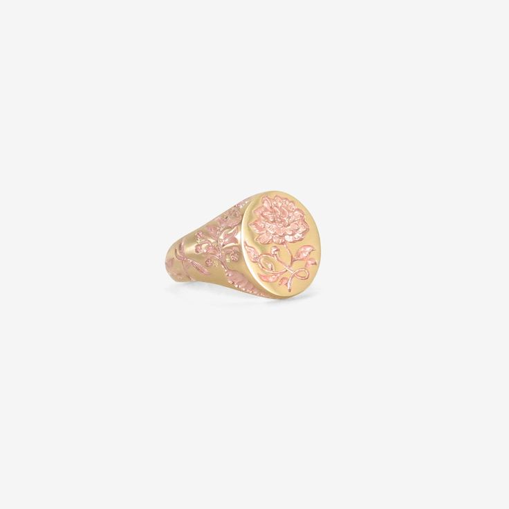 Details Castro Smith 9k yellow gold Peony ring with pink iridescent ceramic plating, size 6. The top of the signet measures approximately 1/2″ x 9/16″ & the band tapers from 5/16″ to 3/16″ wide. - 9k yellow gold - pink iridescent ceramic plating - size 6 Sizing Due to the nature of this ring it cannot be resized but appropriate sizes can be special ordered. Please inquire to order. Luxury Hand Cast Sterling Silver Signet Ring, Castro Smith Ring, Luxury Silver Hand Cast Signet Ring, Wax Carved Signet Ring, Hand Cast Modernist Ring, Peony Ring, Castro Smith, Iridescent Ceramic, Pink Iridescent